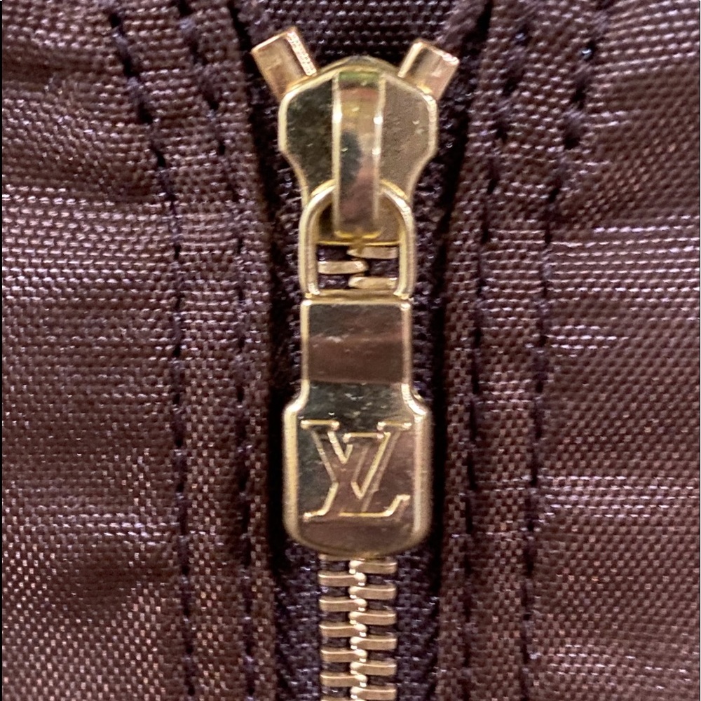 💯%👉🏻Authentic Louis Vuitton Garment Cover Bag - Picture 10 of 14